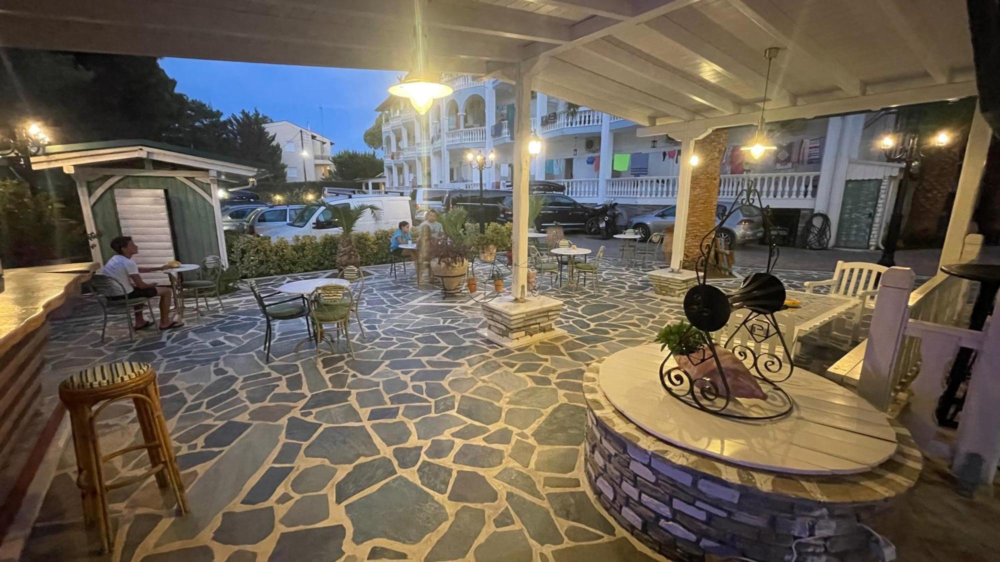 Diaporos Hotel 沃尔沃罗 外观 照片