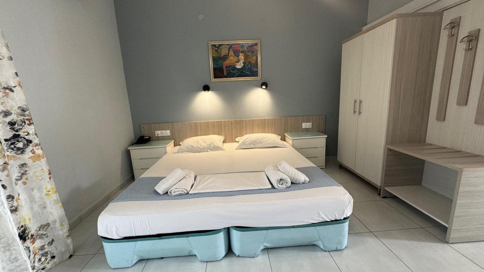 Diaporos Hotel 沃尔沃罗 外观 照片